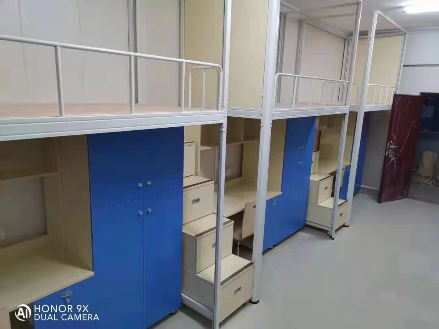 這個園區(qū)的宿舍公寓床我包了！